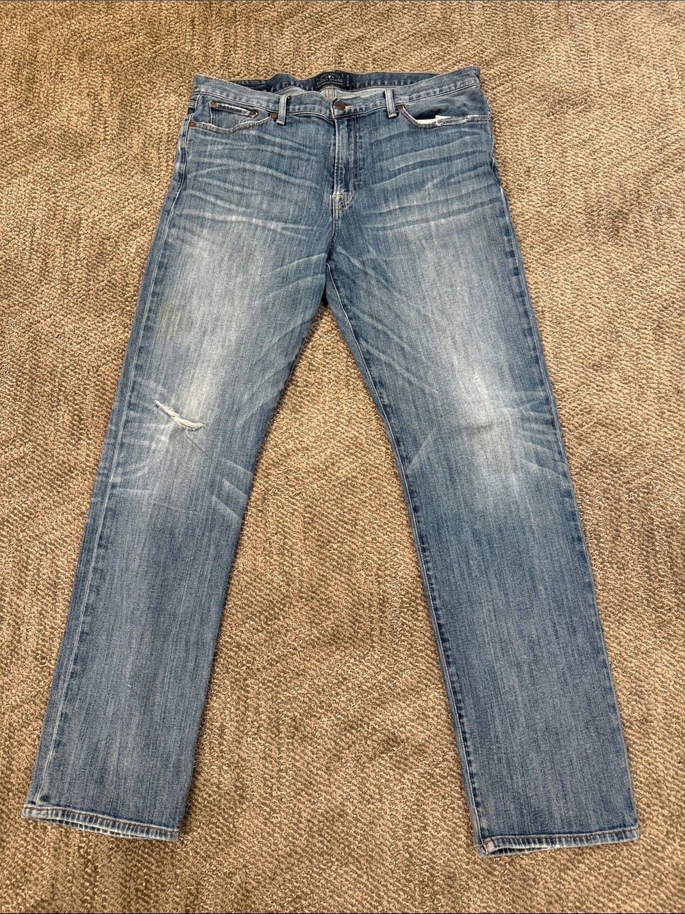 Classic Men's Blue Washed Straight-Leg Jeans 36x34